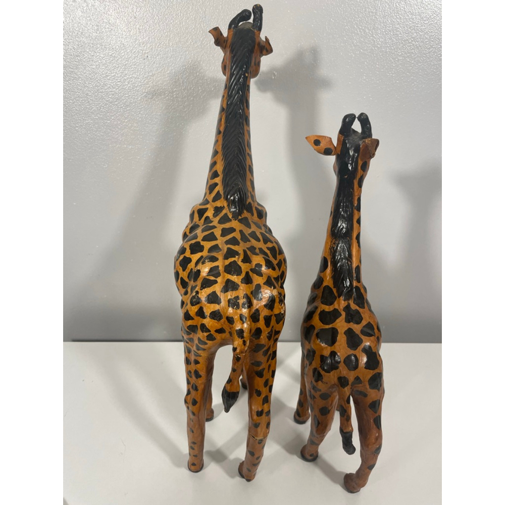 Vintage leather wrapped 2 Pc mom and child giraffe figures statues - Picture 5 of 12